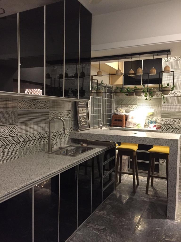 Mordern Kitchen Cabinet